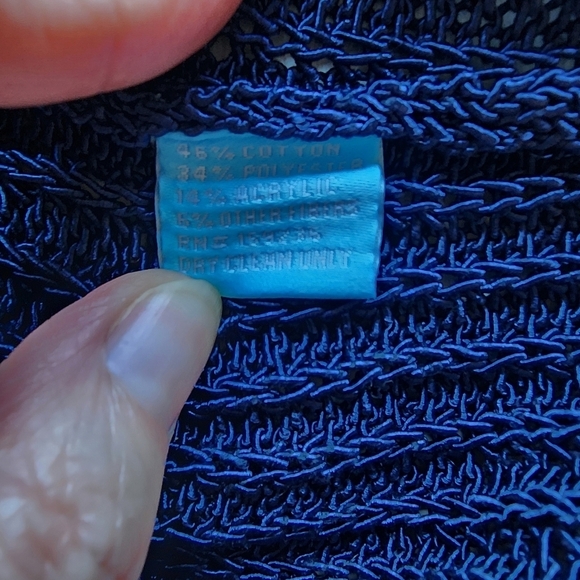 J. McLaughlin Sleeveless Crew Neck Navy Knit Sweater - Large - Picture 9 of 9